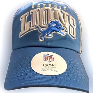 Detroit Lions cap lightweight adjustable, blue lions, logo, NFL team apparel